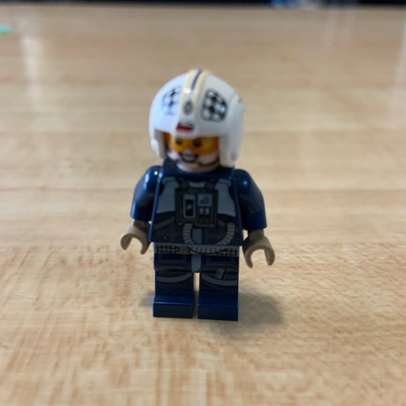 Star Wars Y-wing pilot (from rogue one) Lego minifigure - Picture 1 of 3